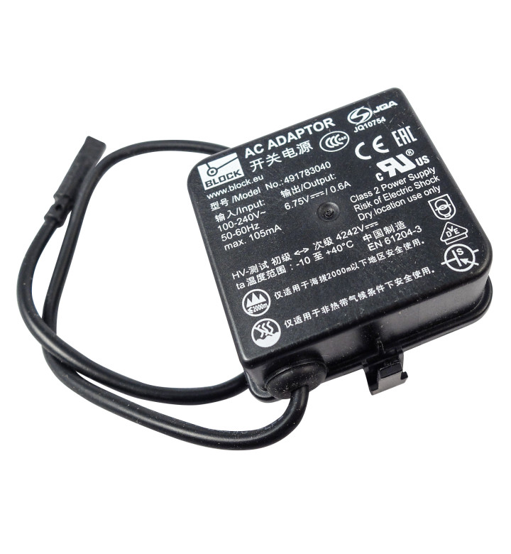 АДАПТОР UNIVERSAL 6,75V, 4W, 0,6A 42470000